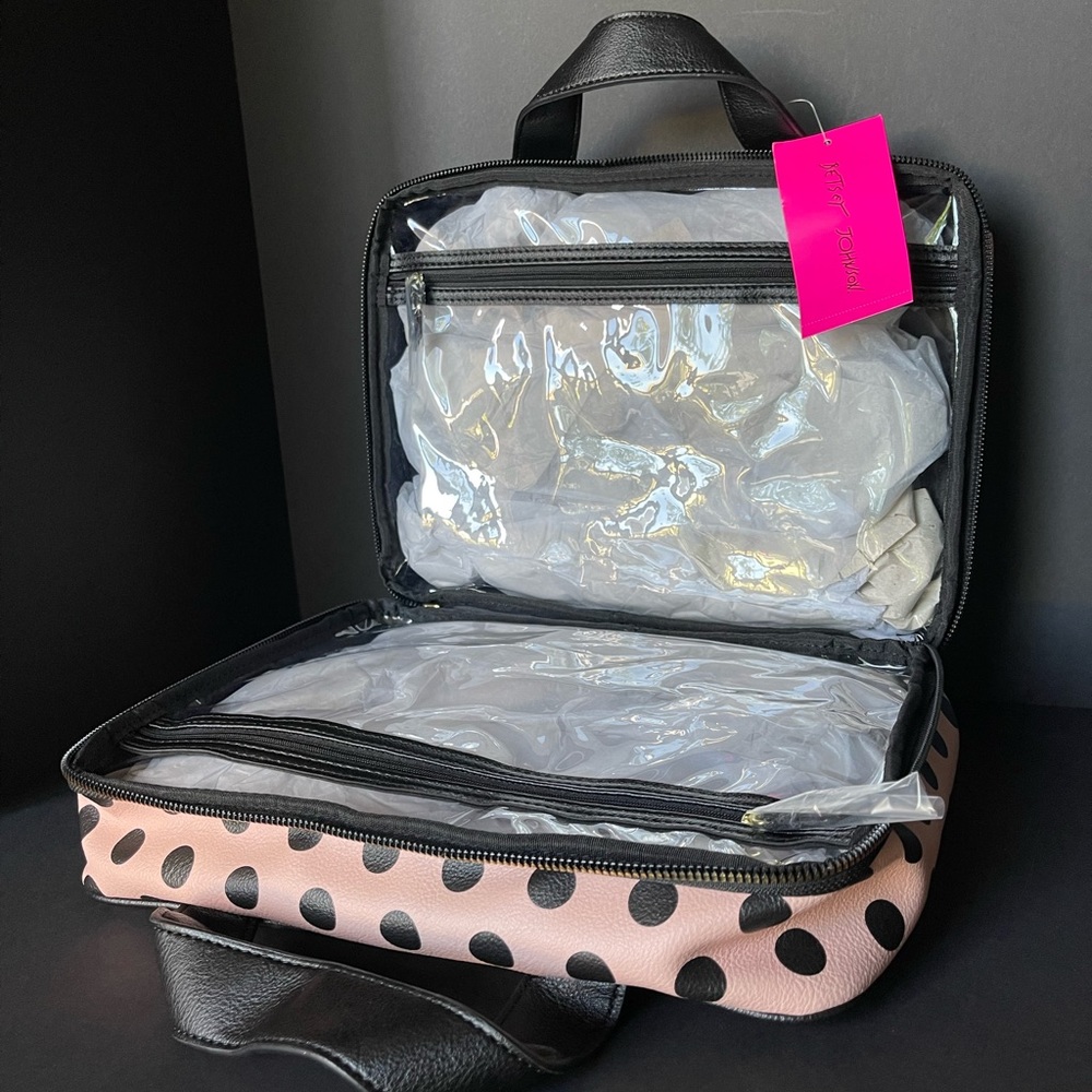 Betsey Johnson pink and black polka dot cosmetic weekender 🩷🖤 - Picture 2 of 4